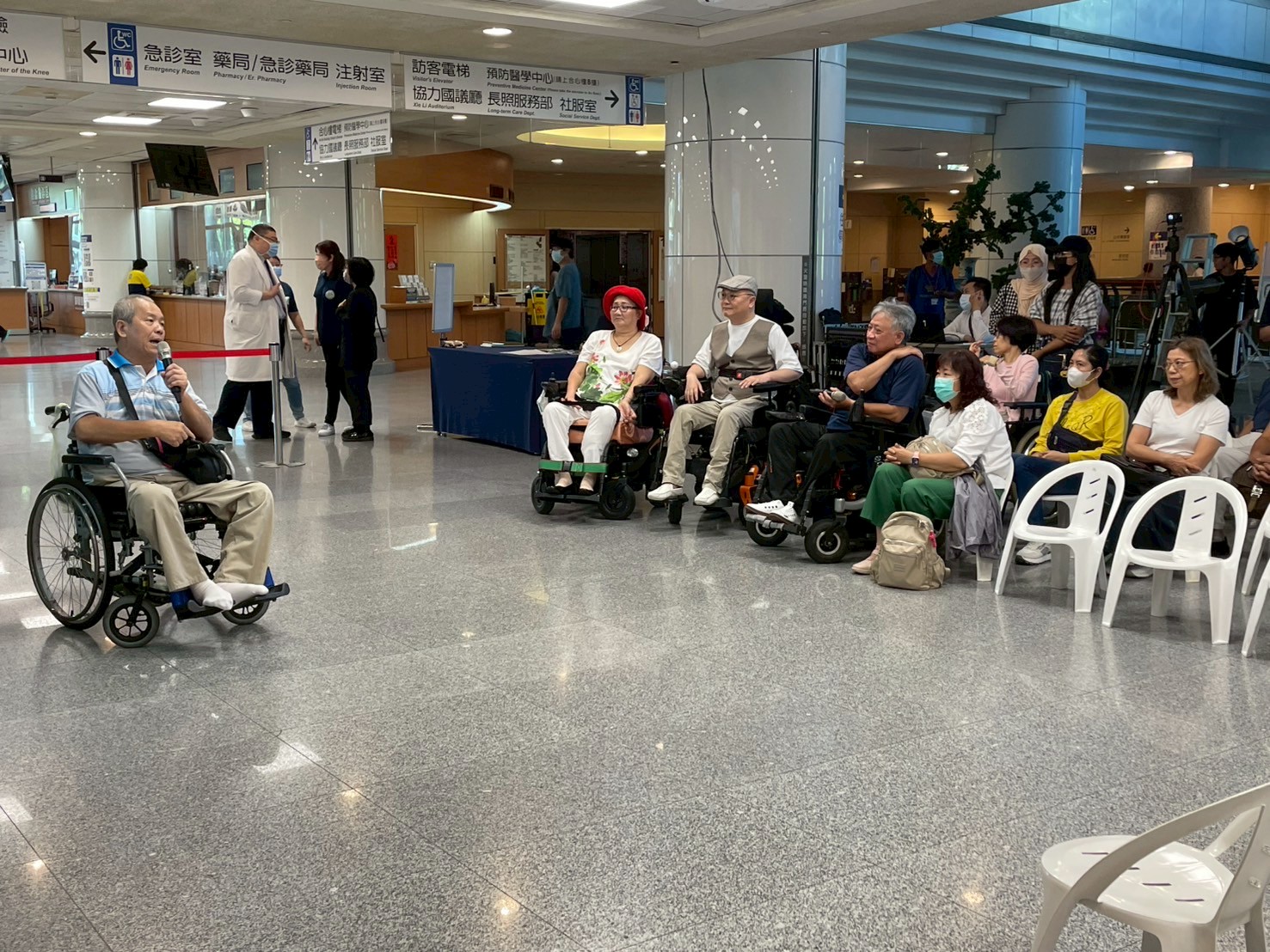 陳正忠畫家鼓勵更多傷友勇敢走出傷痛，點亮心中的光